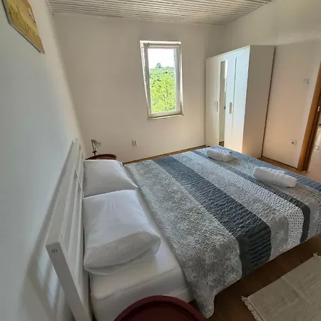 Apartma Sofia Apartment *